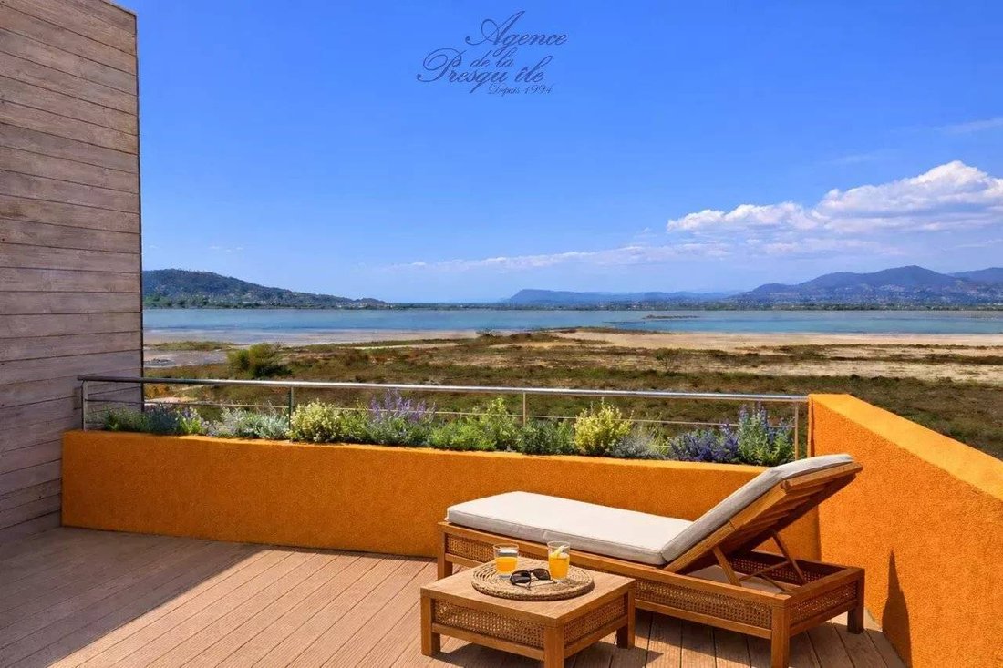 Apartment in Hyeres, Provence-Alpes-Côte d'Azur, France 2 - 17884081