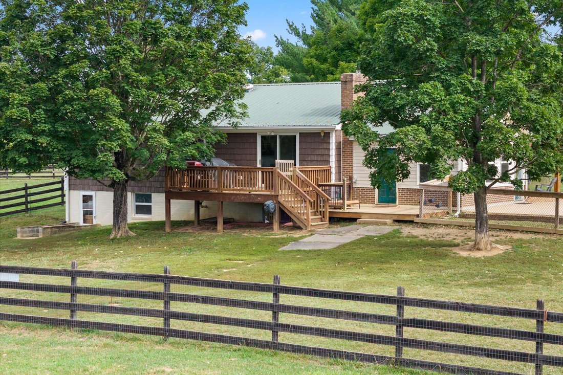 House in Strasburg, Virginia, United States 5 - 18640808
