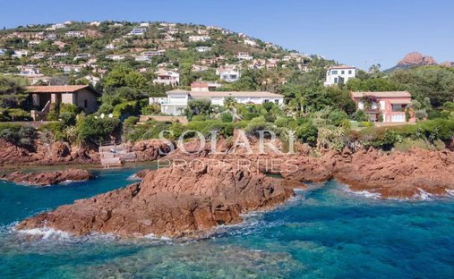 Apartment in Le Dramont-Agay-Anthéor-Le Trayas, Saint-Raphaël, France 1