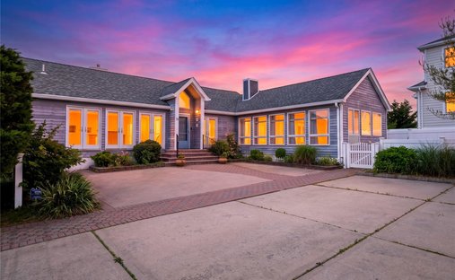 House in Long Beach, New York, United States 1