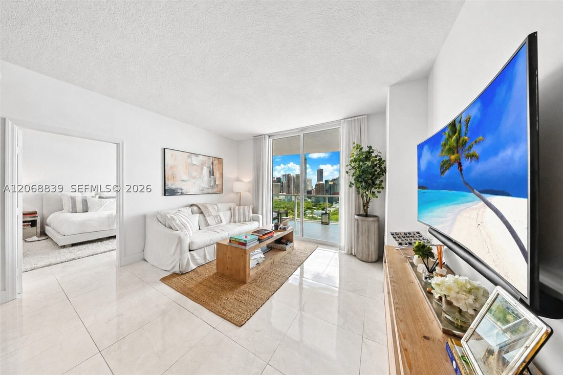 Condo in Miami, Florida, United States 5 - 18640835