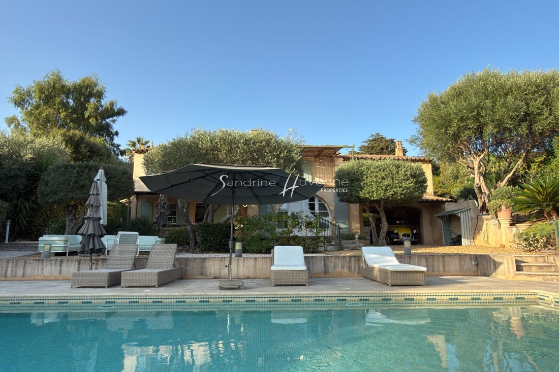 Villa en La Croix-Valmer, Provenza-Alpes-Costa Azul, Francia 4 - 18640651