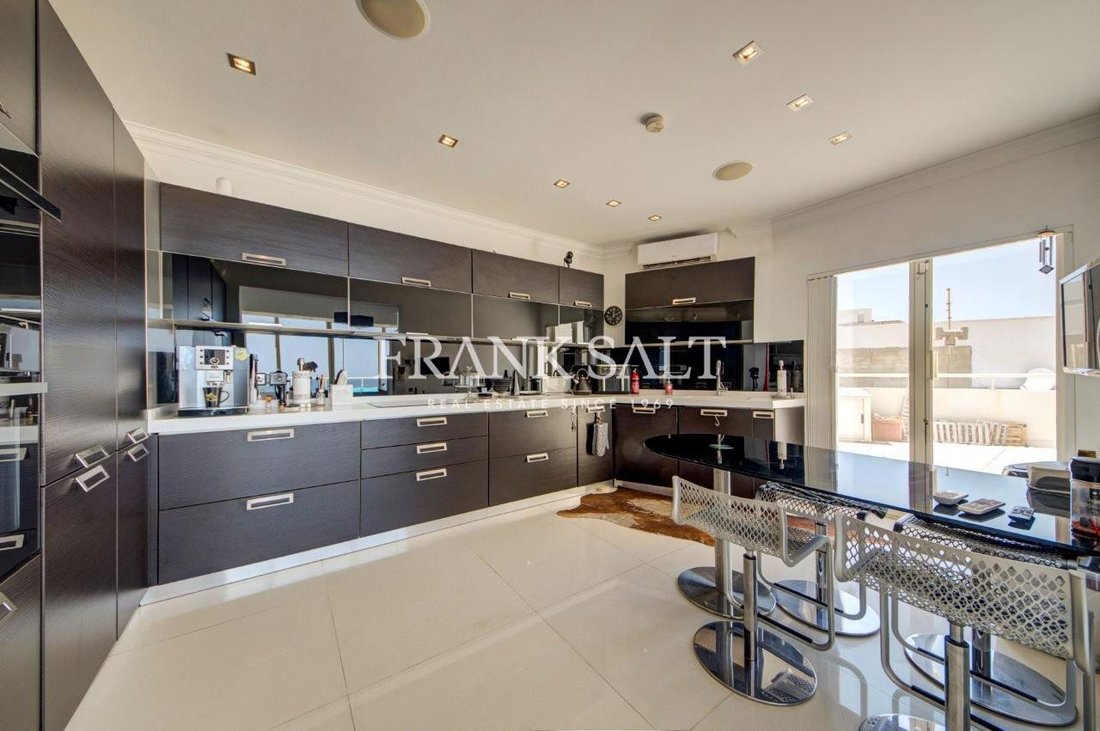 Penthouse in Sliema, Malta 4 - 13855670