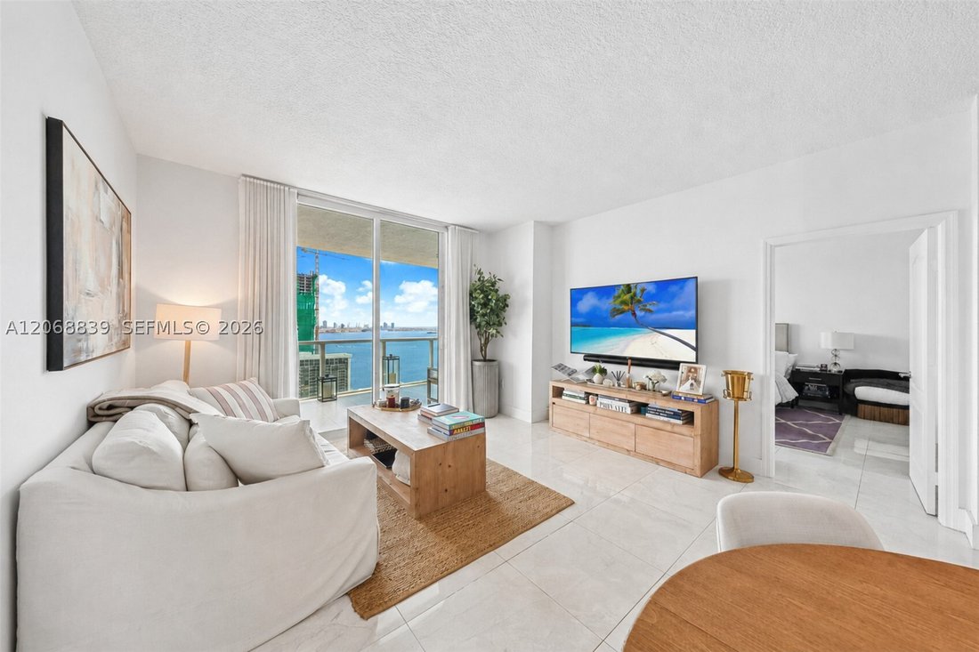 Condo in Miami, Florida, United States 3 - 18640835