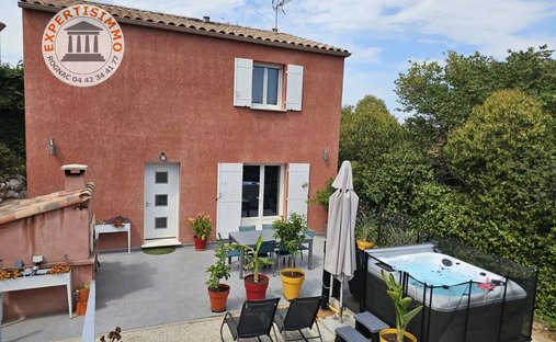 House in Ecarts, Velaux, France 1