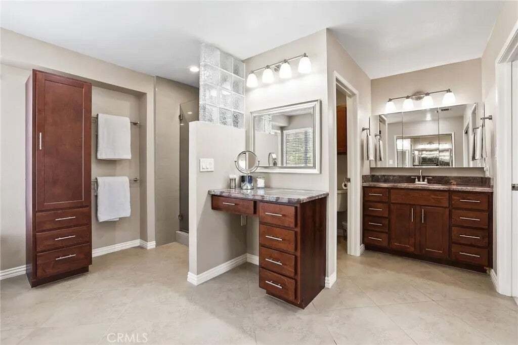 House in Orange, California, United States 5 - 17686223