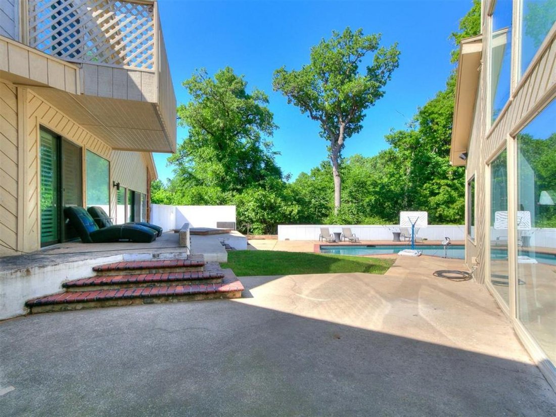 House in Edmond, Oklahoma, United States 4 - 18640719