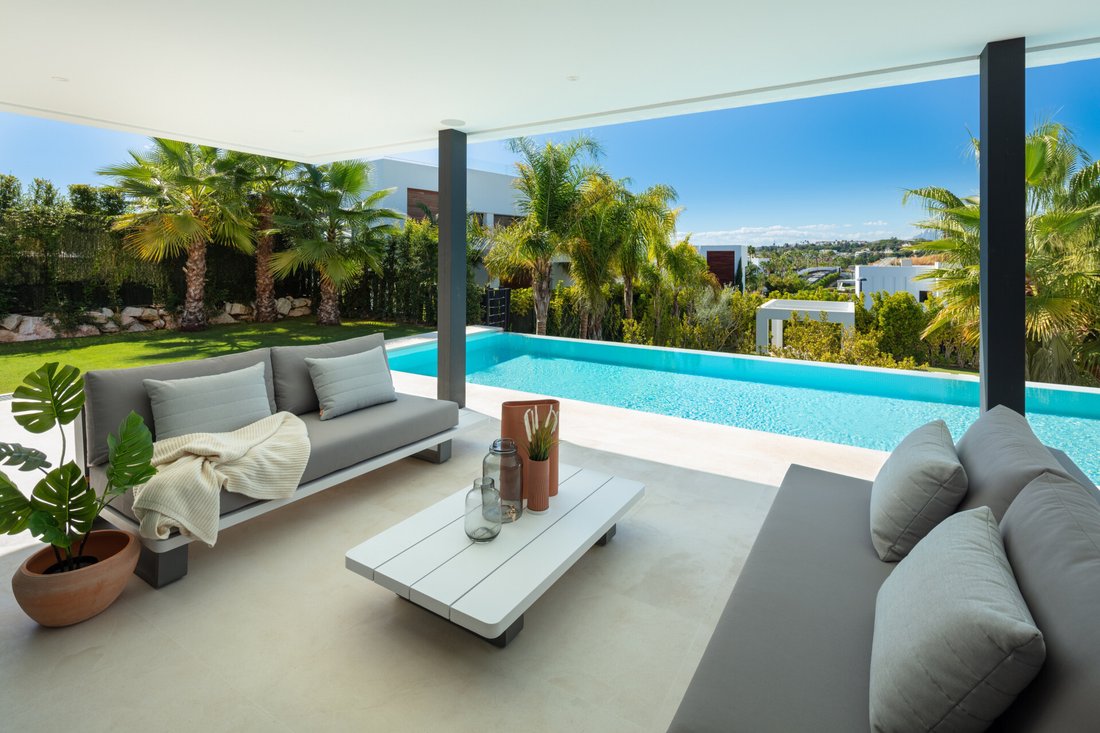 Villa in Nueva Andalucia, Marbella, Spain 4 - 18640530