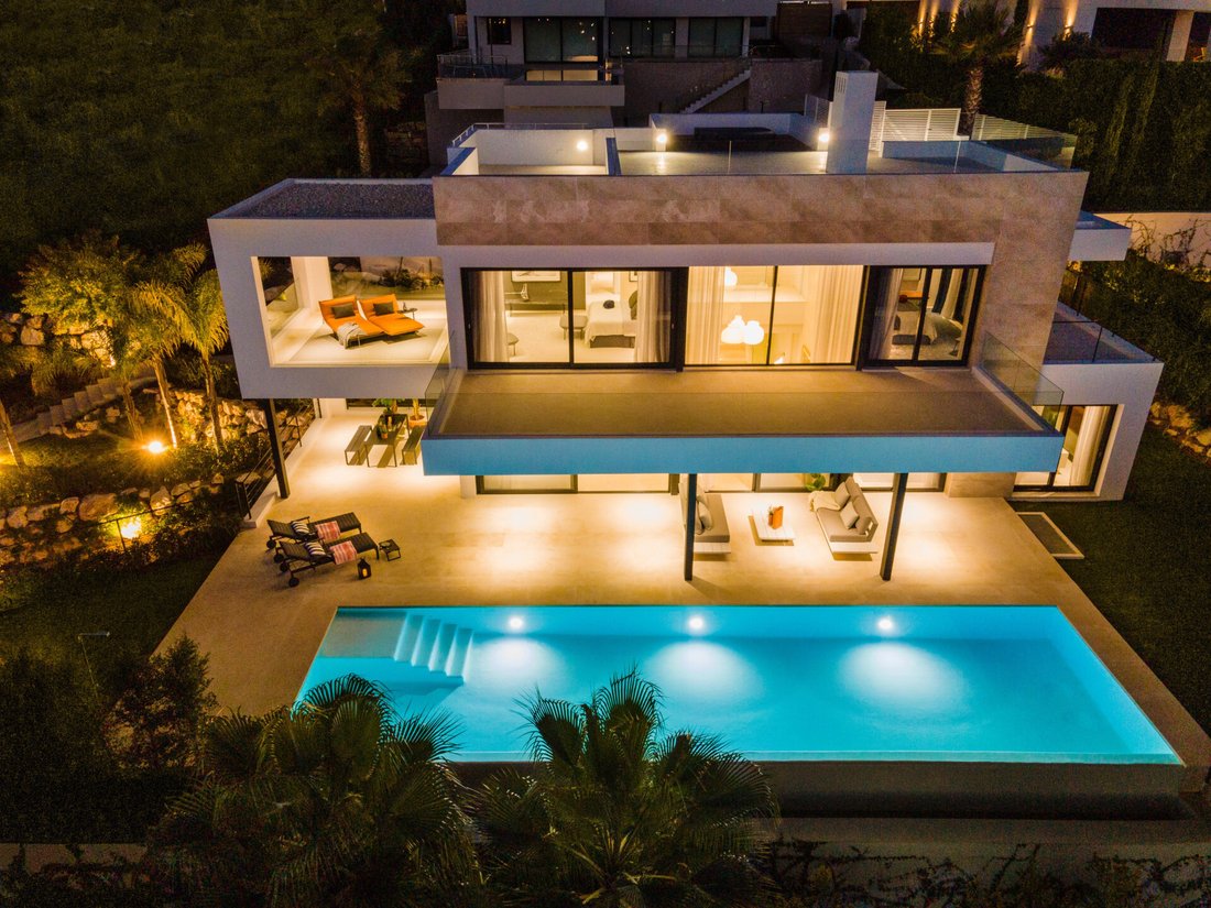 Villa in Nueva Andalucia, Marbella, Spain 3 - 18640530