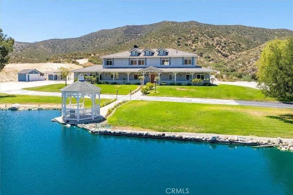House in Acton, California, United States 1 - 18640462
