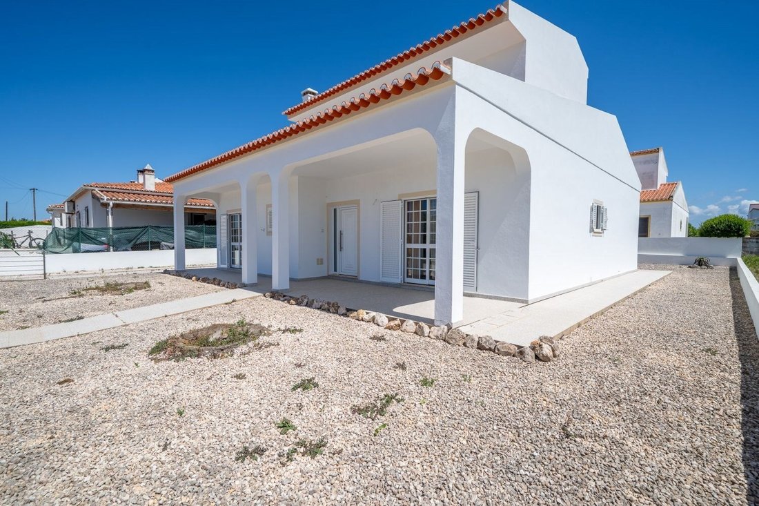 Villa in Aljezur, Algarve, Portugal 5 - 18640768