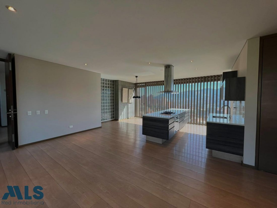 Apartment in Medellín, Antioquia, Colombia 2 - 18640544