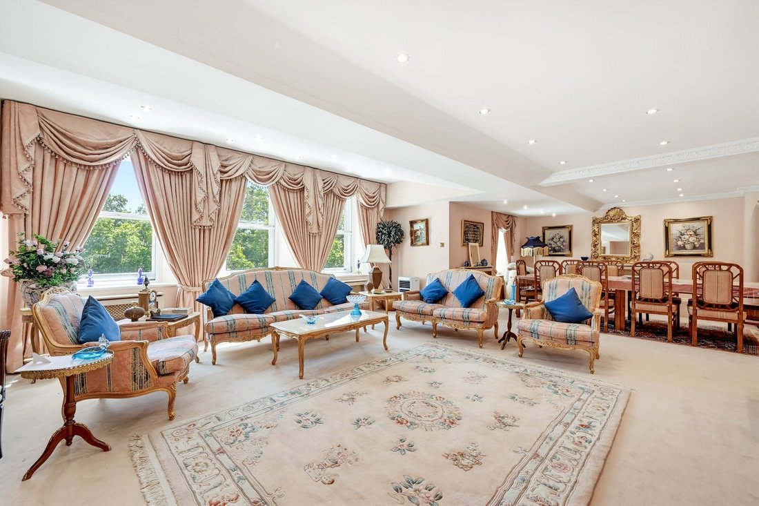 Apartment in Hyde Park, Westminster, England 1 - 18640582