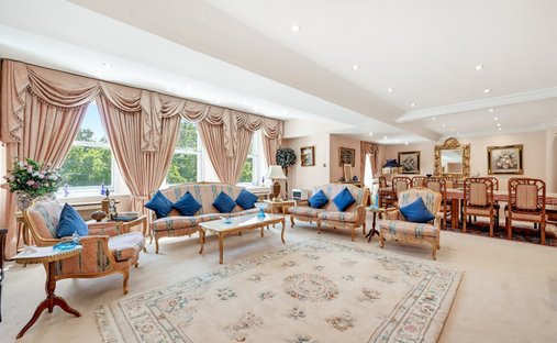 Apartment in Hyde Park, Westminster, England 1