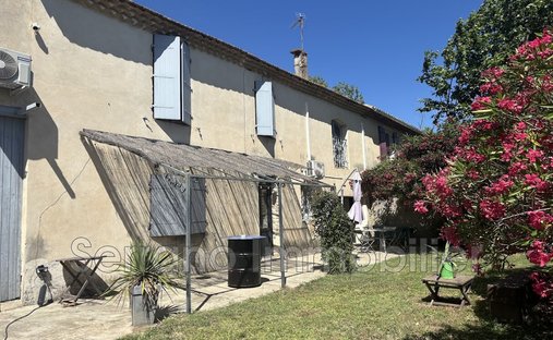 Villa in Vallabrègues, Occitania, France 1