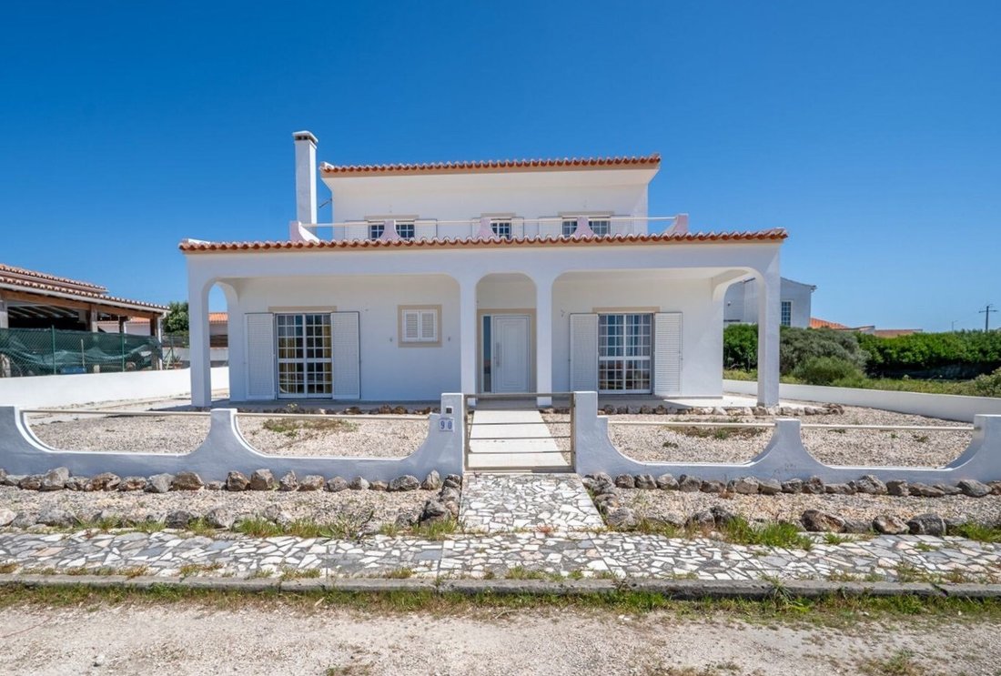 Villa in Aljezur, Algarve, Portugal 1 - 18640768