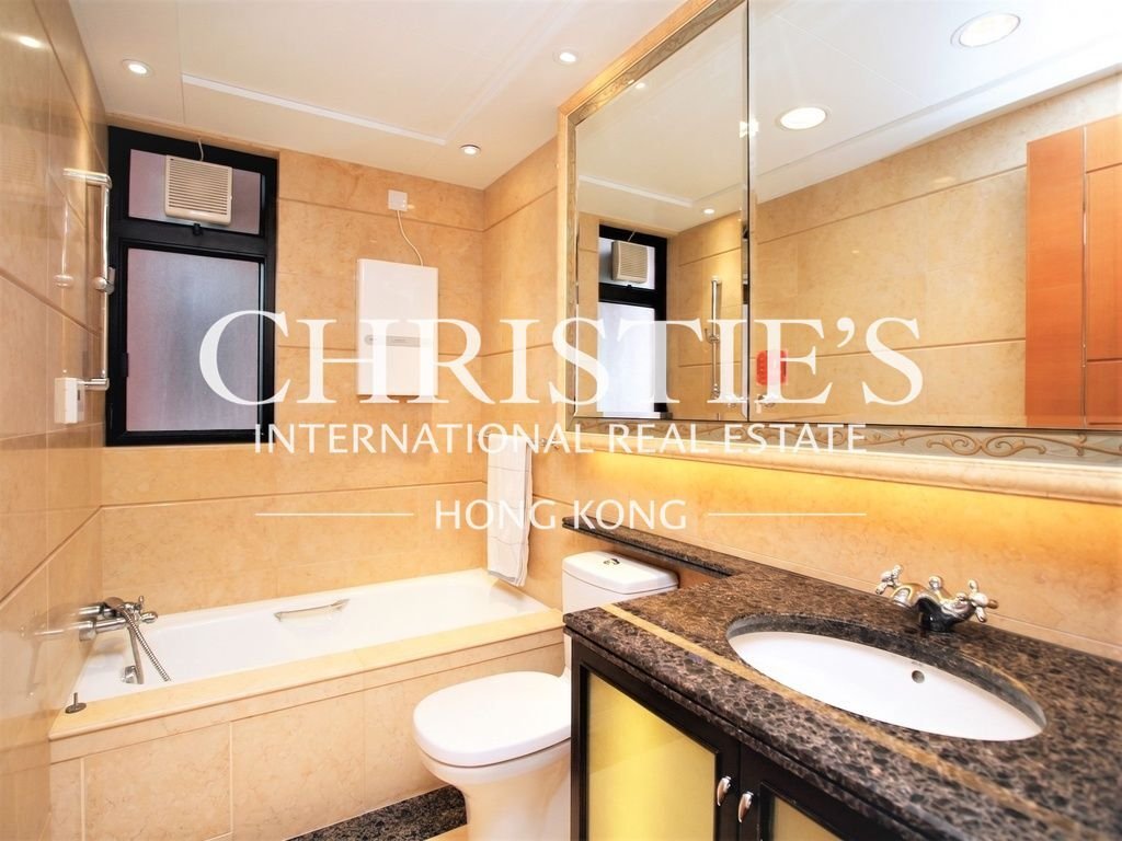 Apartment in Hong Kong, Hong Kong 5 - 16457963