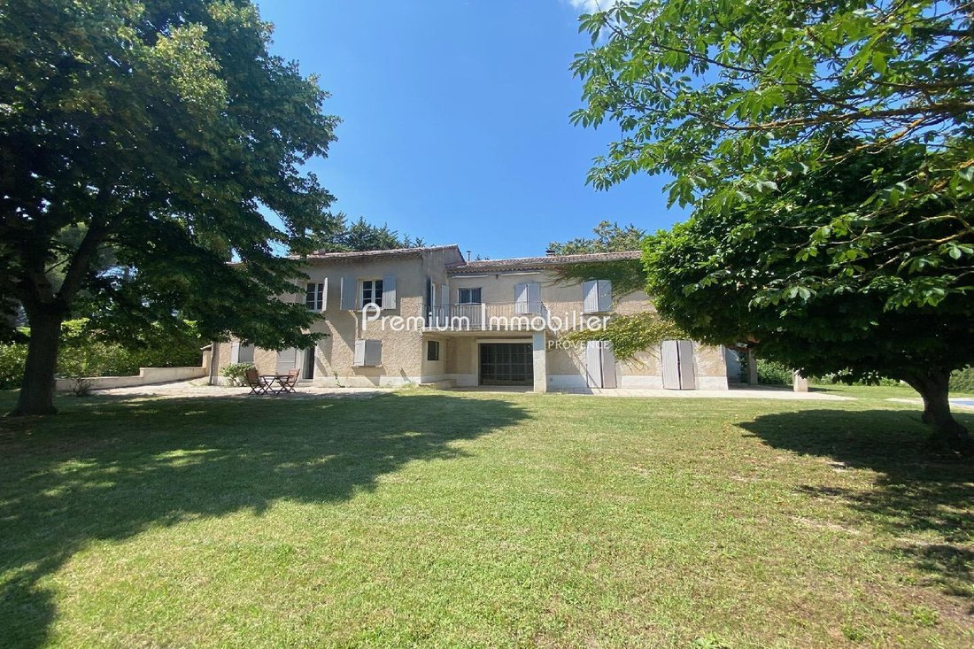 Villa in Mazenod-Bellevue-Saint Donat-Banon, Aix-en-Provence, France 2 - 18640641