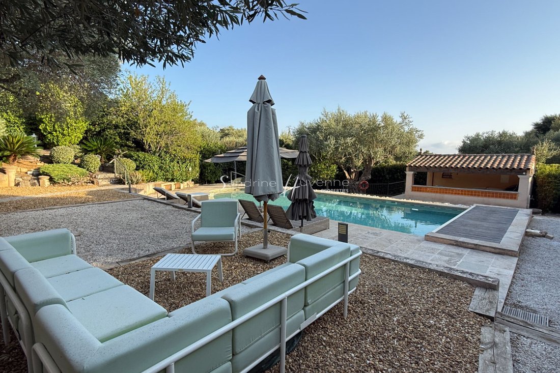 Villa in La Croix-Valmer, Provence-Alpes-Côte d'Azur, France 4 - 18640651