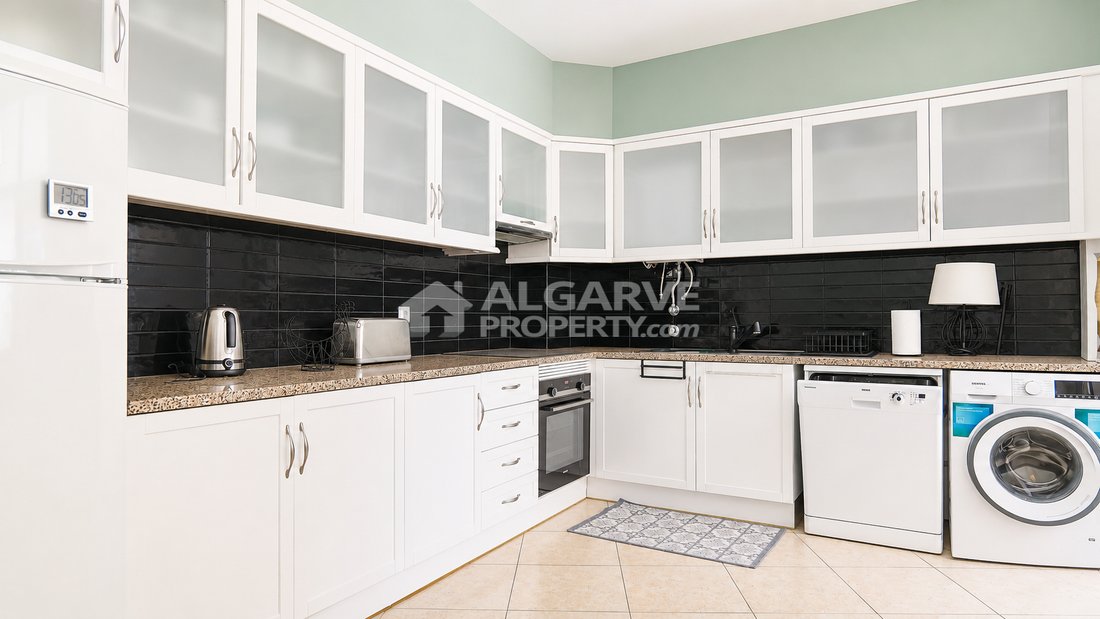 Apartment in Vilamoura, Quarteira, Algarve 3 - 18183152