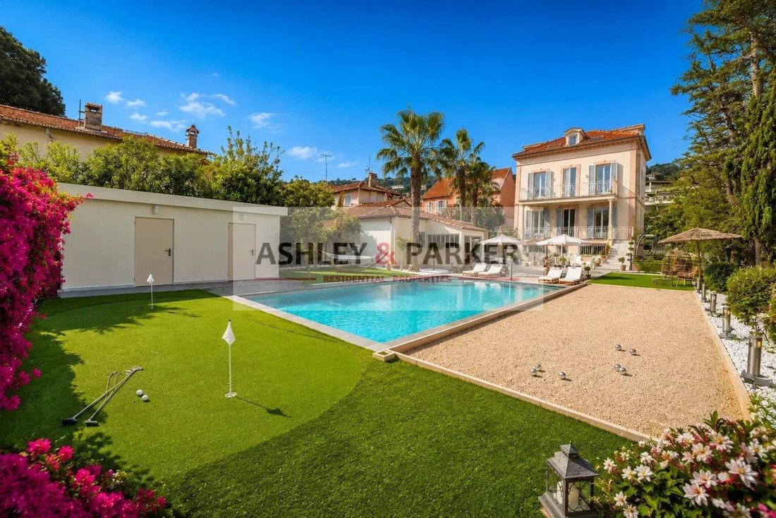 Villa in Brusquet-Retenaou-Devens, Vallauris, France 2 - 15889011