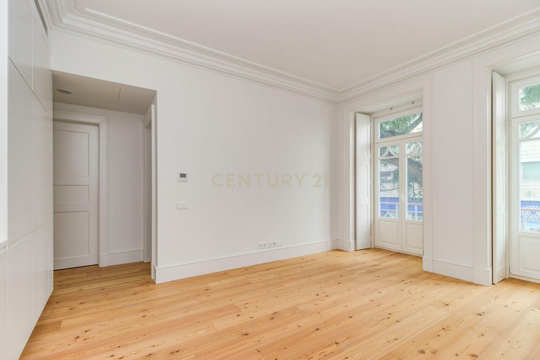 Apartment in Avenidas Novas, Lisbon, Portugal 3 - 18640702