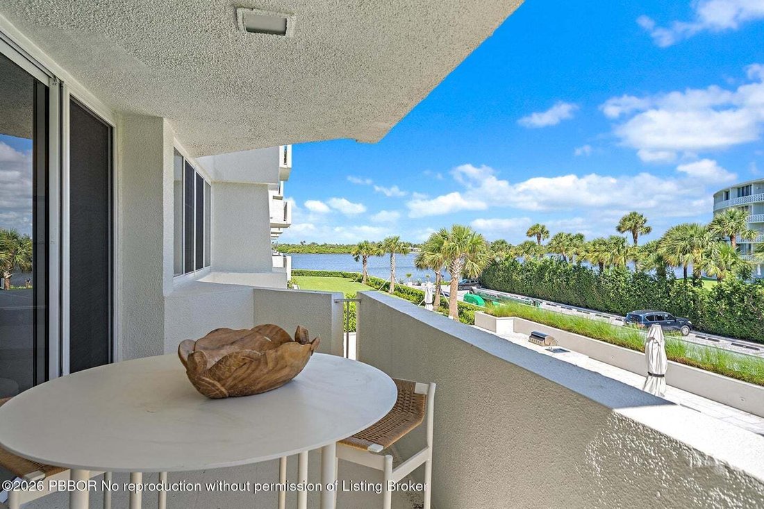Condo in Palm Beach, Florida, United States 5 - 17996347