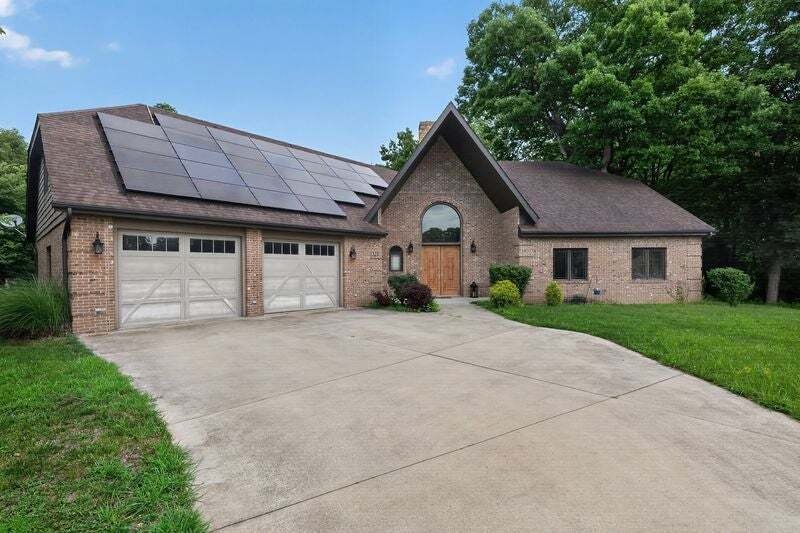 House in Danville, Illinois, United States 1 - 18640500