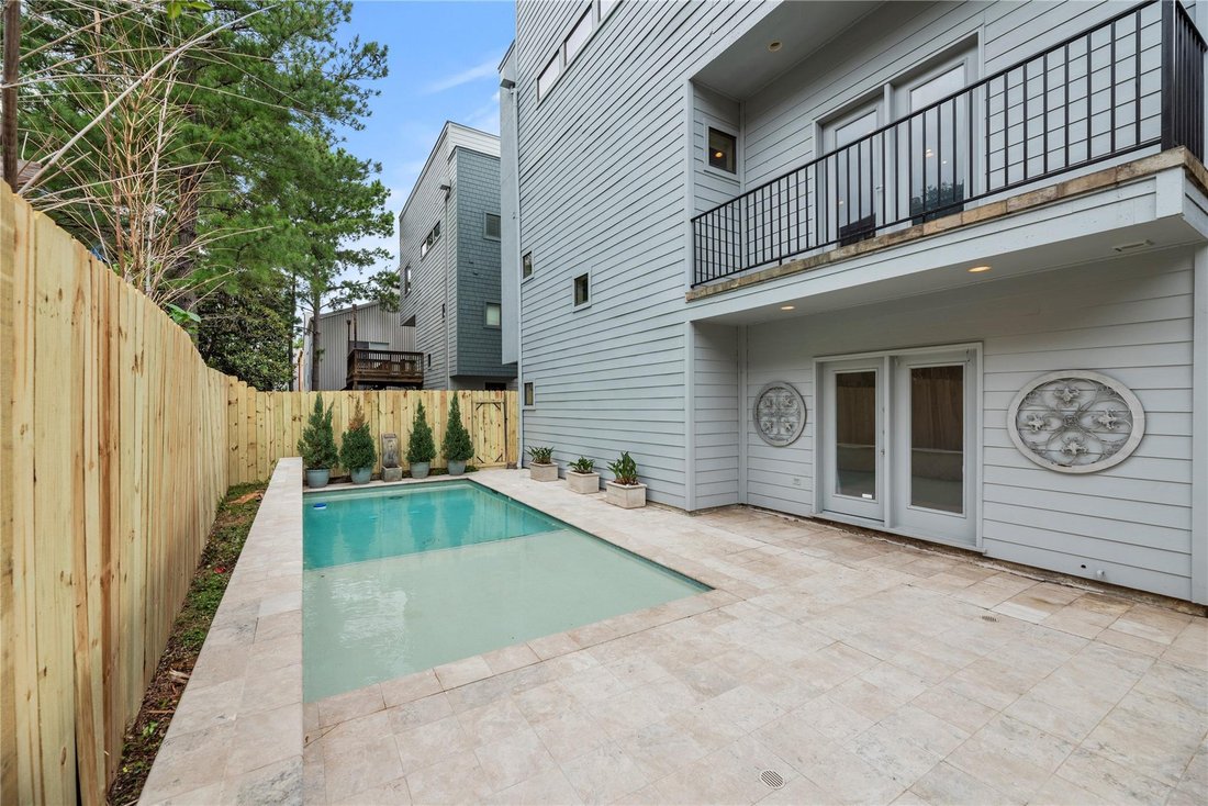 House in Houston, Texas, United States 1 - 18640473