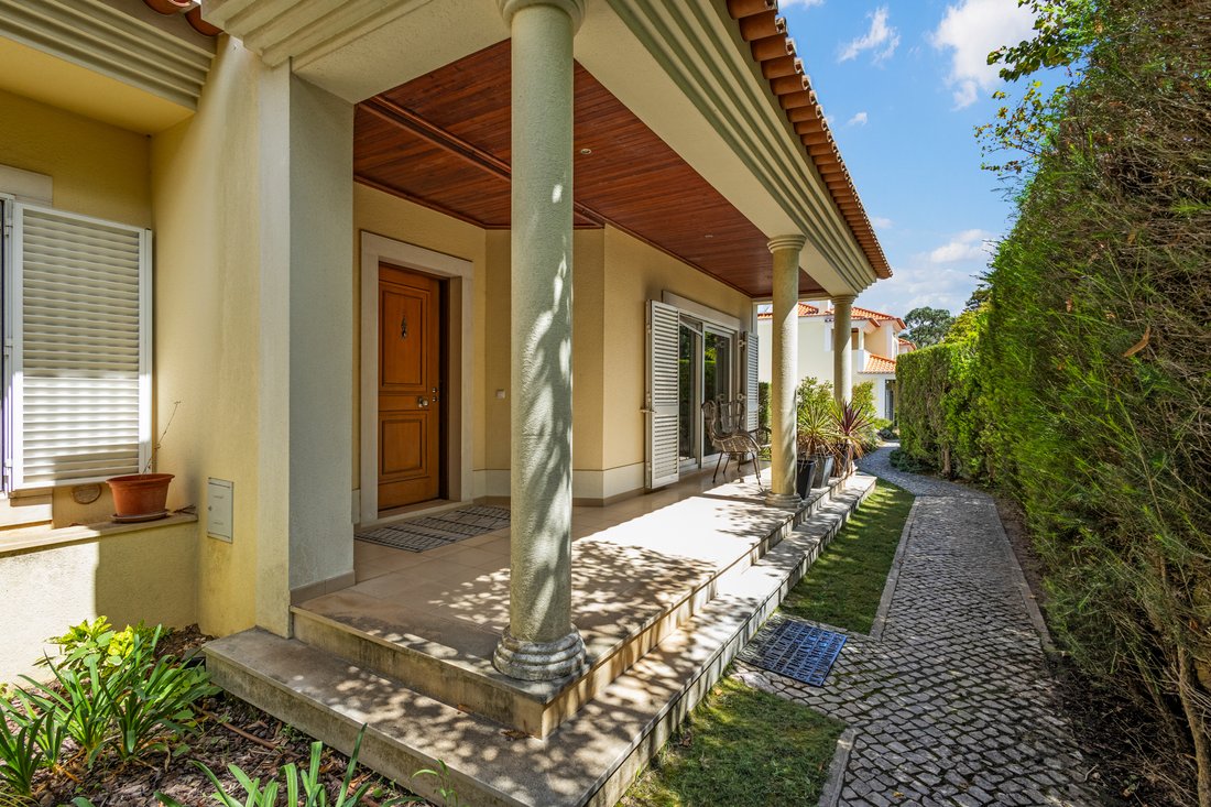Villa a Rio de Mouro, Lisbona, Portogallo 1 - 18640866