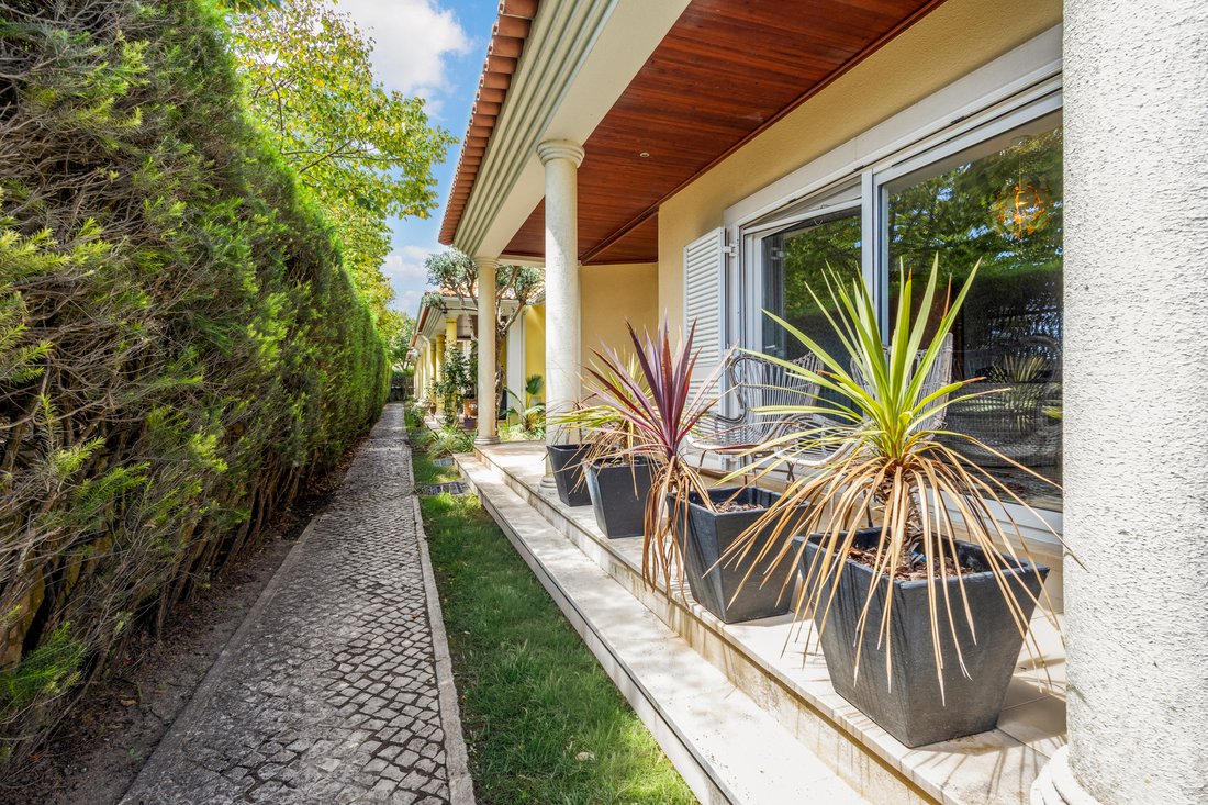 Villa a Rio de Mouro, Lisbona, Portogallo 2 - 18640866