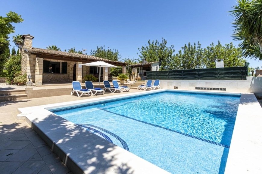 Finca in Pollenca, Balearic Islands, Spain 2 - 18640869