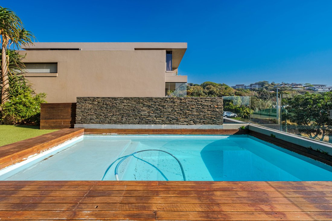Townhouse in Shaka's Rock, Port Zimbali, KwaZulu-Natal 5 - 18641142