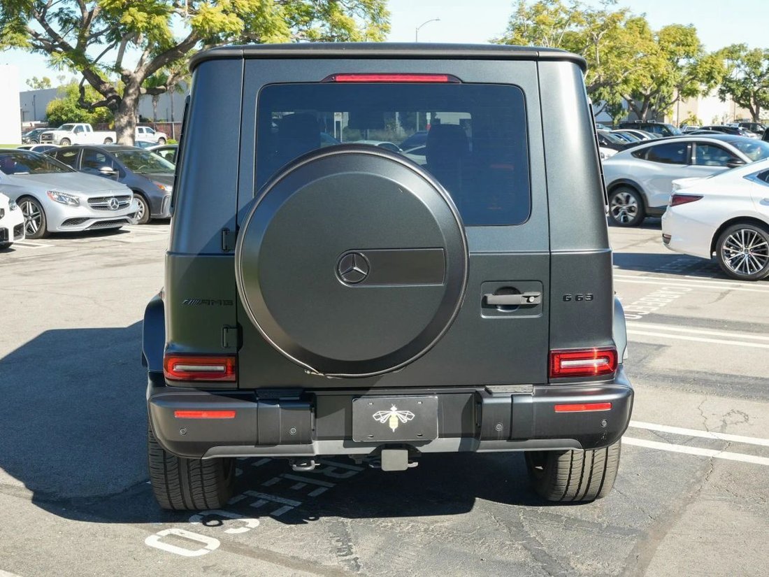 Suv in Costa Mesa, CA, United States 4 - 18641023