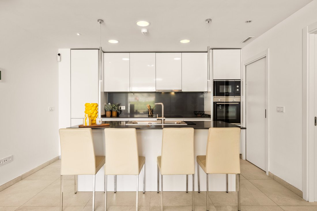 Apartment in La Quinta, Benahavis, Andalusia 4 - 18641116