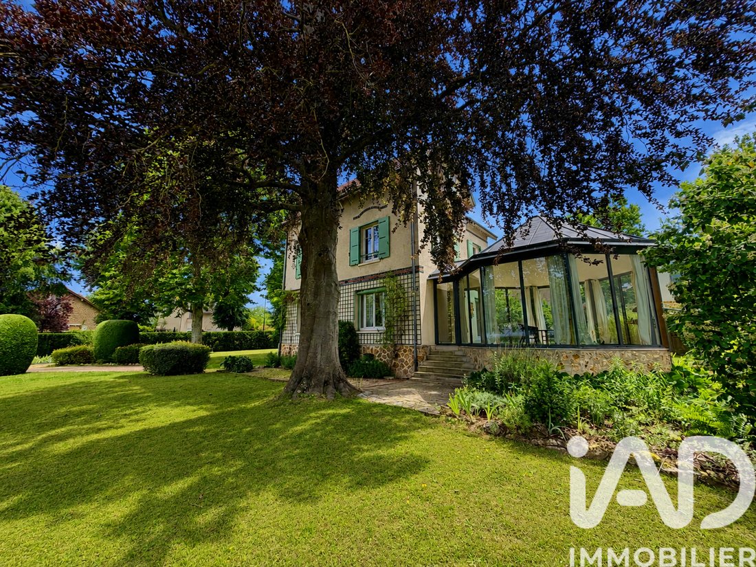 House in L'Isle-Adam, Ile-de-France, France 1 - 18221571