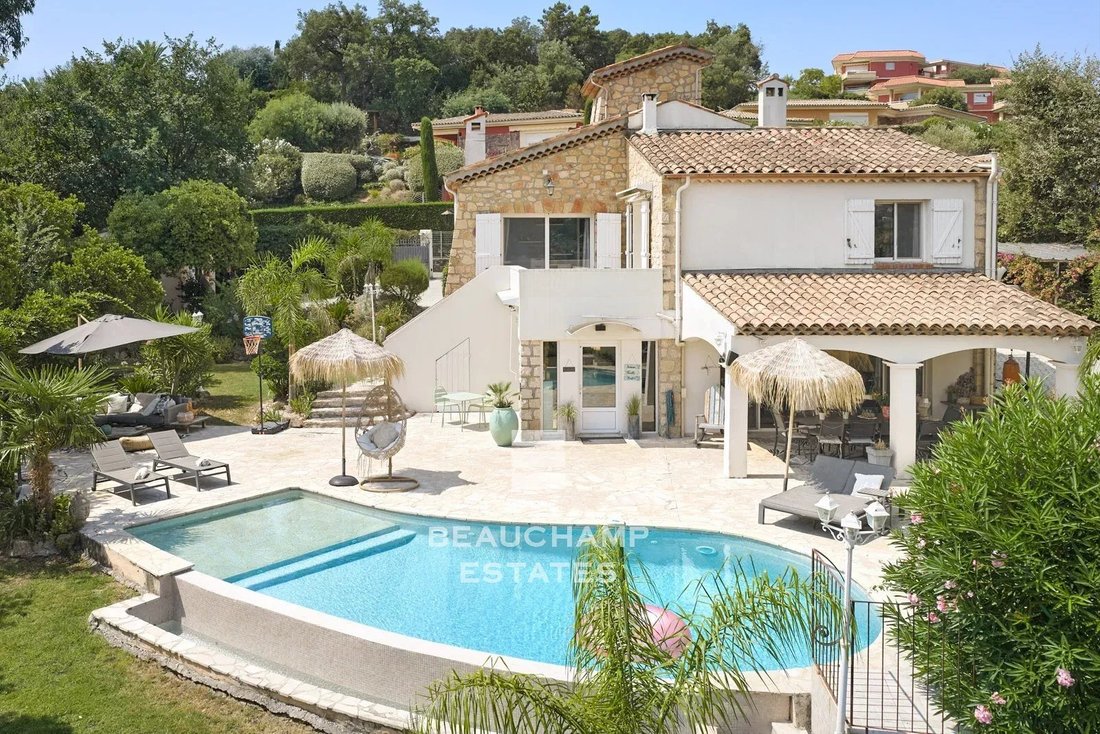 Villa in Le Grand Duc-Minelle, Mandelieu-la-Napoule, France 1 - 18640966