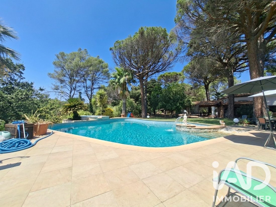 House in La Bouverie, Roquebrune-sur-Argens, France 3 - 18521864