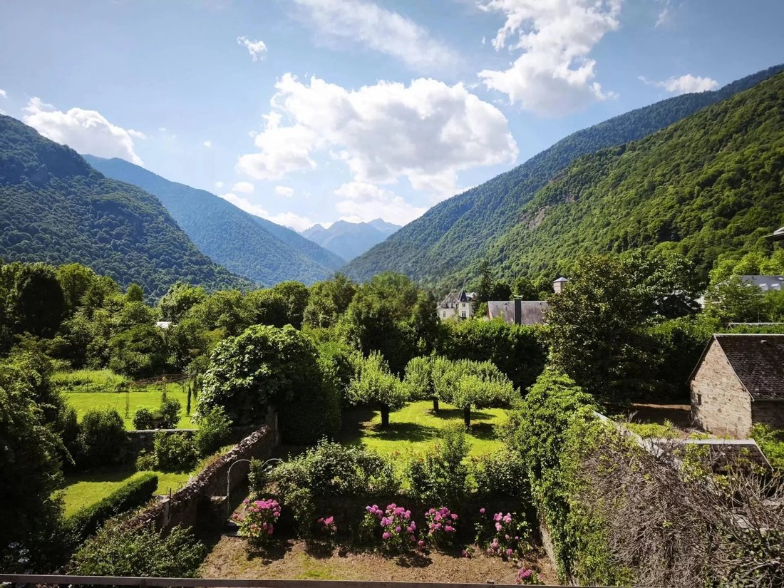 Villa in Bagnères-de-Luchon, Occitania, France 2 - 18641010