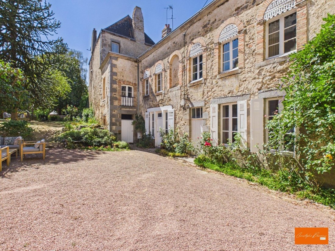 Nord Ouest, Mayenne, France 3 - 18641274