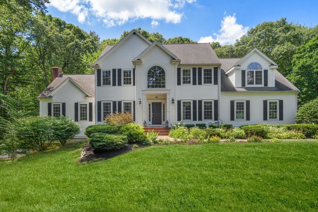House in Upton, Massachusetts, United States 2 - 18640875