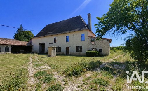 House in Montbellet, Bourgogne – Franche-Comté, France 1