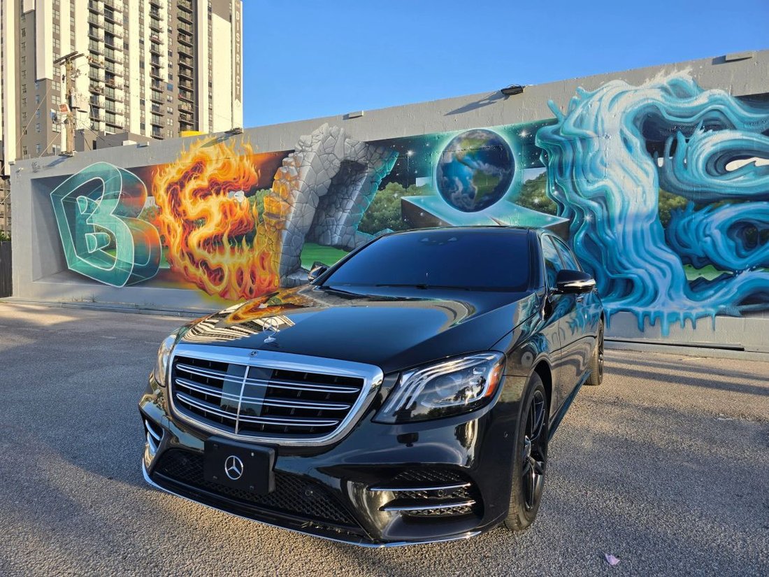 Sedan in Fort Lauderdale, FL, United States 3 - 18640974