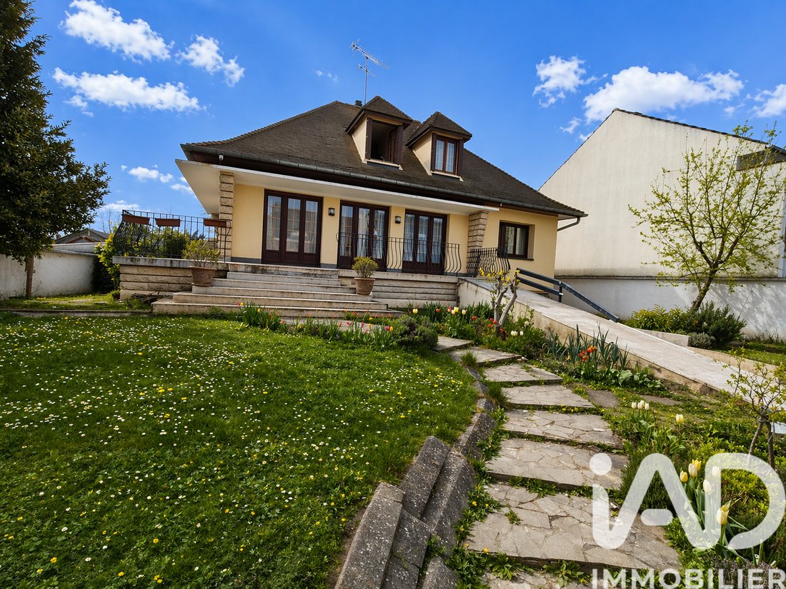 House in Monnet Pre Berson, Villeparisis, France 3 - 17764782