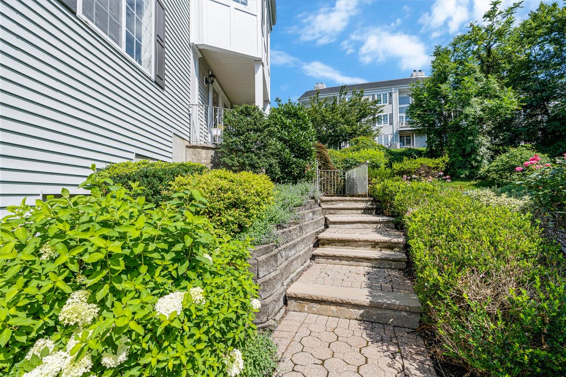 Townhouse in Chatham Township, New Jersey, United States 4 - 18640877