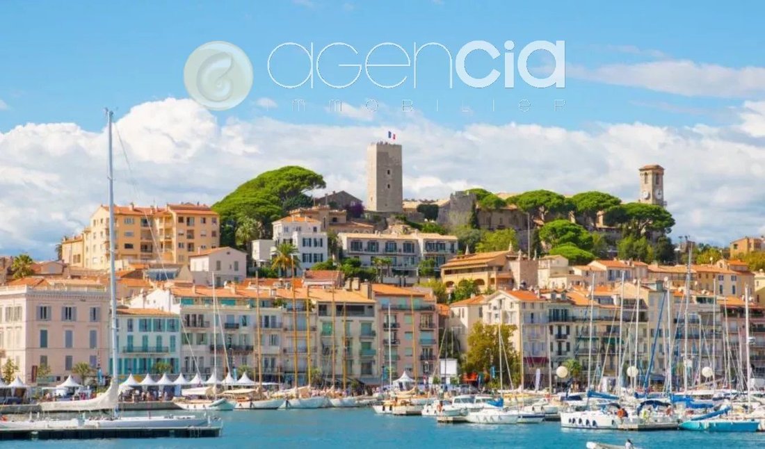 Saint Nicolas, Cannes, France 1 - 17756616