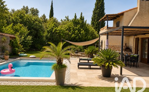 House in Grans, Provence-Alpes-Côte d'Azur, France 1