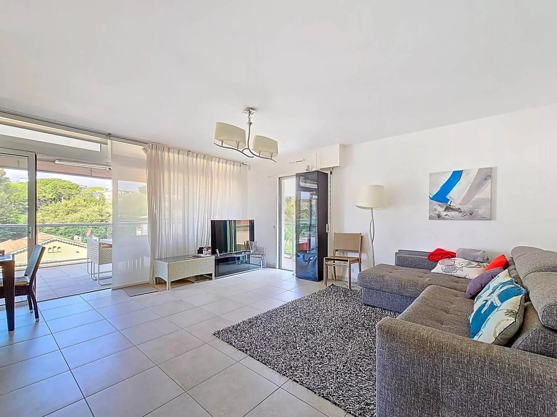 Apartment in Les Cougoulins-Rastines, Antibes, France 4 - 18640998