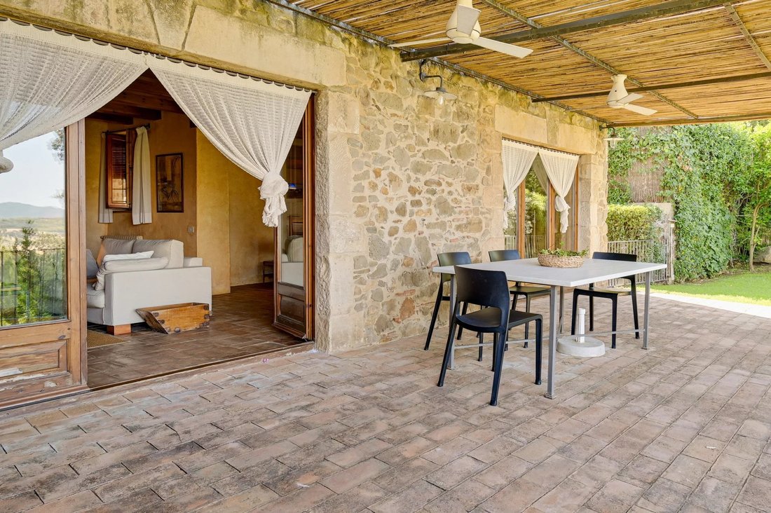House in la Bisbal d'Emporda, Catalonia, Spain 2 - 18640903