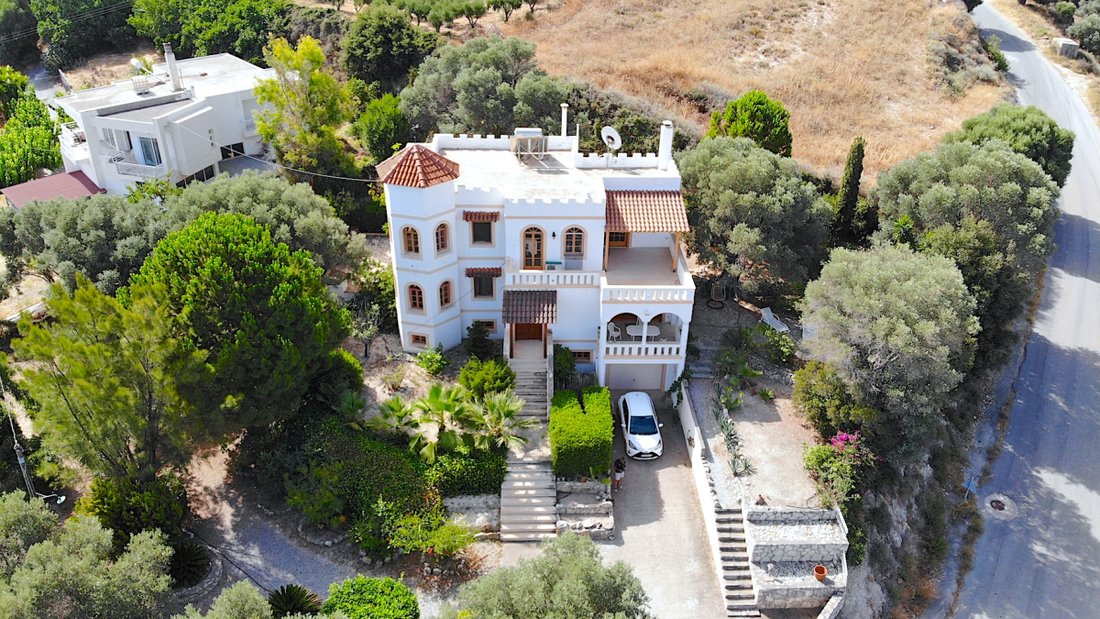 Villa in Crete, Greece 1 - 18641146